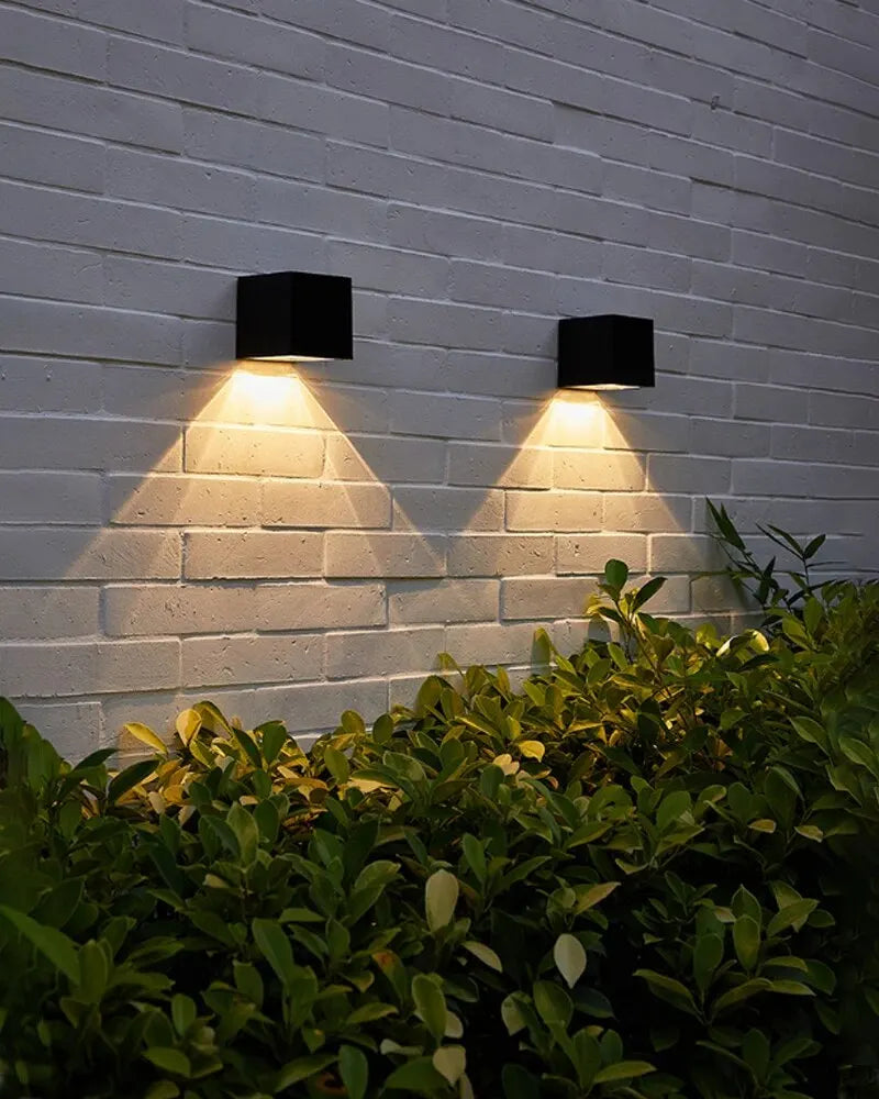 Solar Wall Light – IP65 Waterproof LED Outdoor Cube Lamp (Warm White or RGB, Dusk to Dawn)